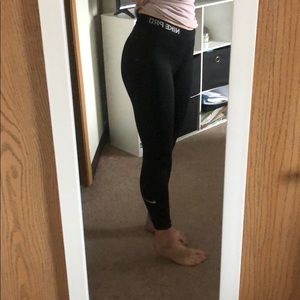 Black Nike Pro Leggings